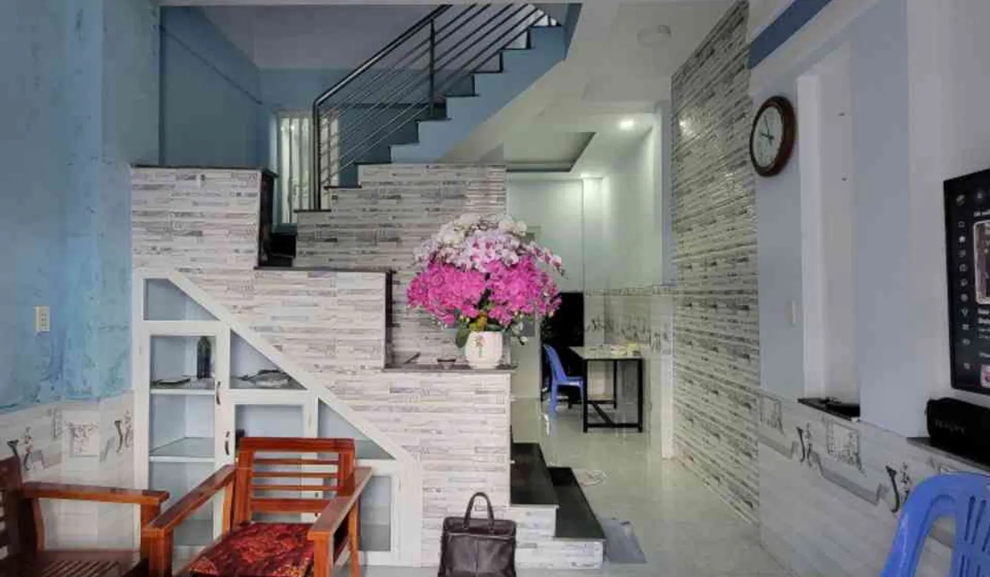 Nhà 3 tầng, 2 phòng ngủ, gần chợ và trường học Tam Bình... Bán nhà riêng tại Tam Bình, Hồ Chí Minh 01