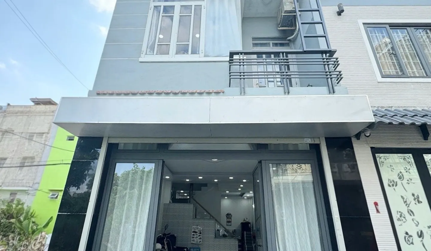 Hương Lộ 2 hẻm xe hơi thông (4,6x14m / 2 tầng BTCT) Nhà mới ở ngay. Chỉ 4,39 Tỷ còn TL... Bán nhà riêng tại Bình Trị Đông, Hồ Chí Minh 01