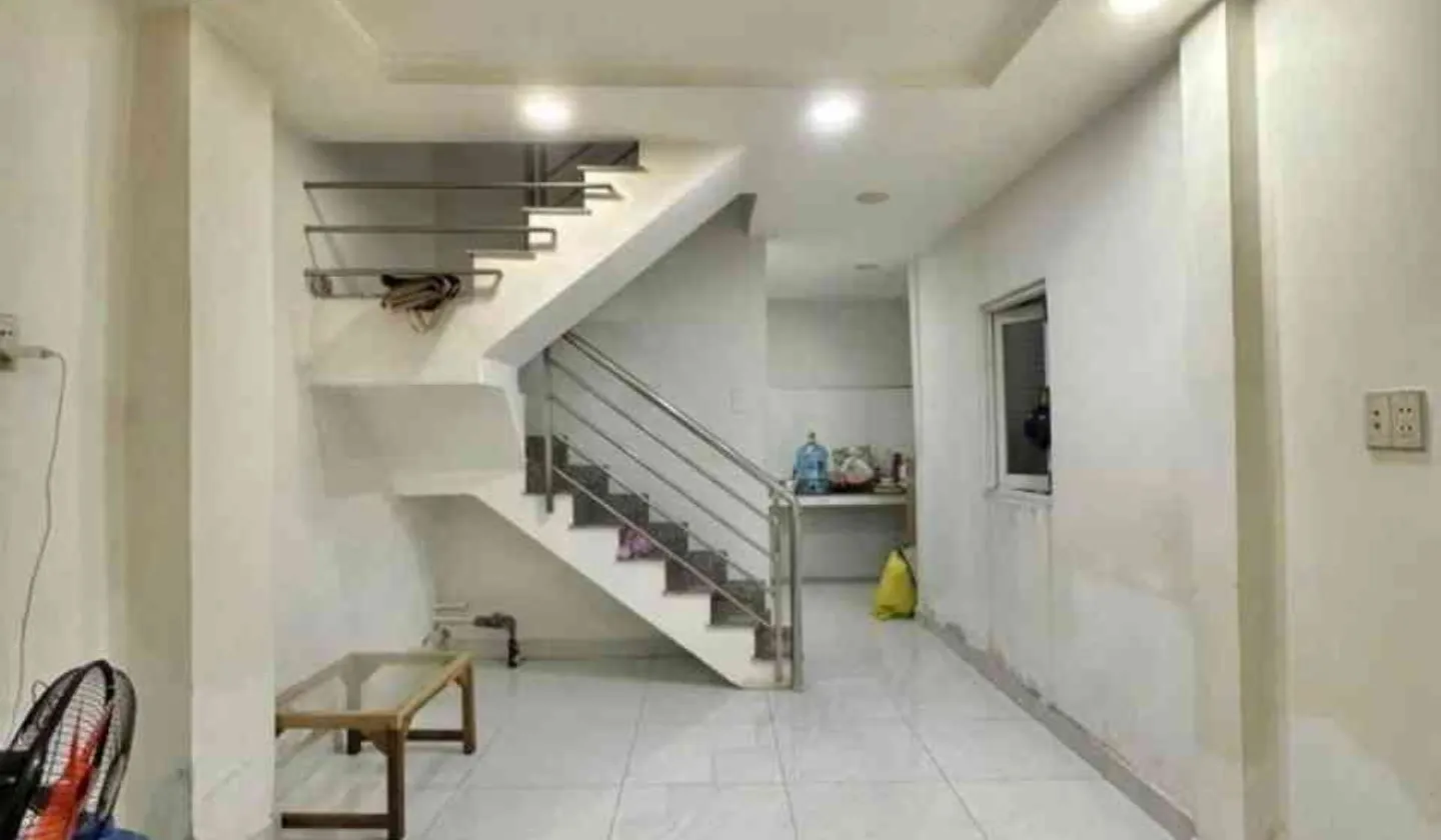 Cơ hội hiếm có sở hữu nhà trung tâm Quận 10 giá siêu tốt... Bán nhà riêng tại Vườn Lài, Hồ Chí Minh 01