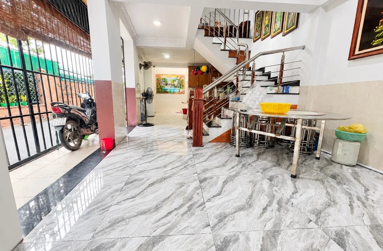 Nhà phố góc 2 mặt thoáng sang trọng tại Phường Tam Bình, Hồ Chí Minh... Bán nhà mặt phố tại Tam Bình, Hồ Chí Minh 01