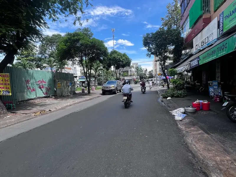 Bán căn hộ shophouse 3 phòng ngủ tại Tân Bình, giá 7.2 tỷ... Bán căn hộ chung cư tại Bảy Hiền, Hồ Chí Minh 01