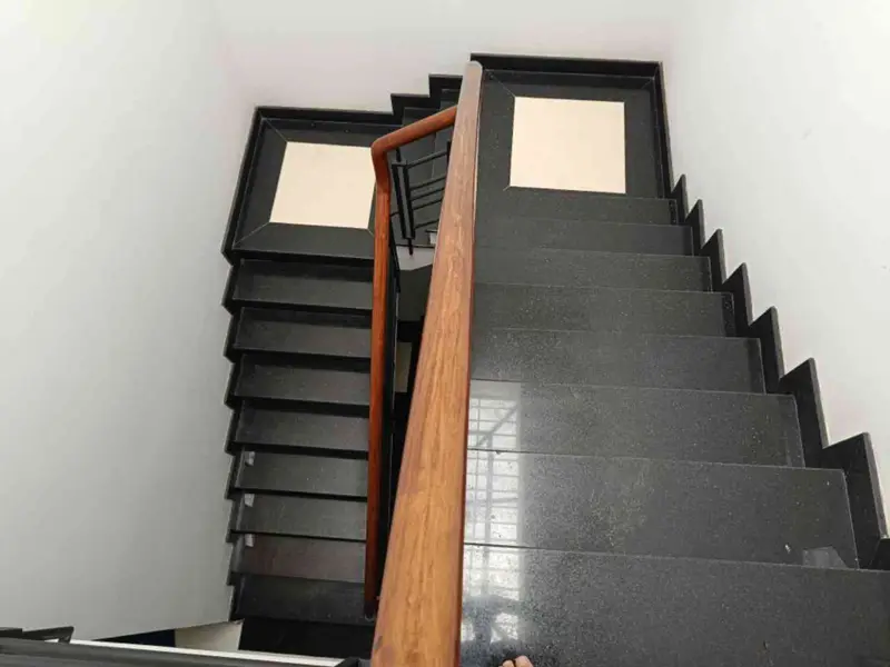 Nhà 5 tầng rộng 79m² mặt tiền 4.3m tại quận với vị trí thuận tiện, phù hợp kinh doanh... Bán nhà riêng tại Bảy Hiền, Hồ Chí Minh 01
