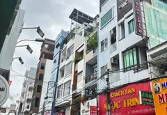 Nhà mặt phố trung tâm Quận 10 chỉ 12 tỷ - cơ hội đầu tư hấp dẫn... Bán nhà mặt phố tại Hòa Hưng, Hồ Chí Minh 01