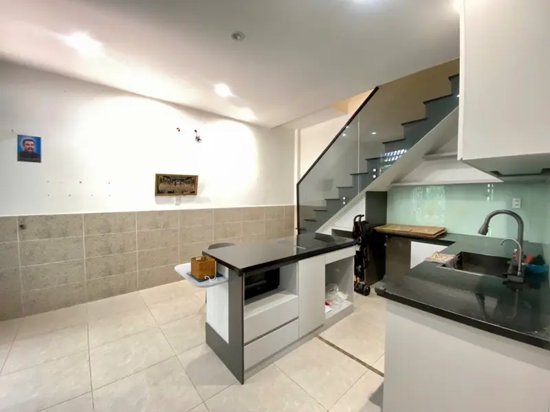 Bán nhà riêng 50m² sát công viên Lê Thị Riêng, hẻm xe tải, sân đậu ô tô, 3 phòng ngủ... Bán nhà riêng tại Tân Sơn Nhất, Hồ Chí Minh 01