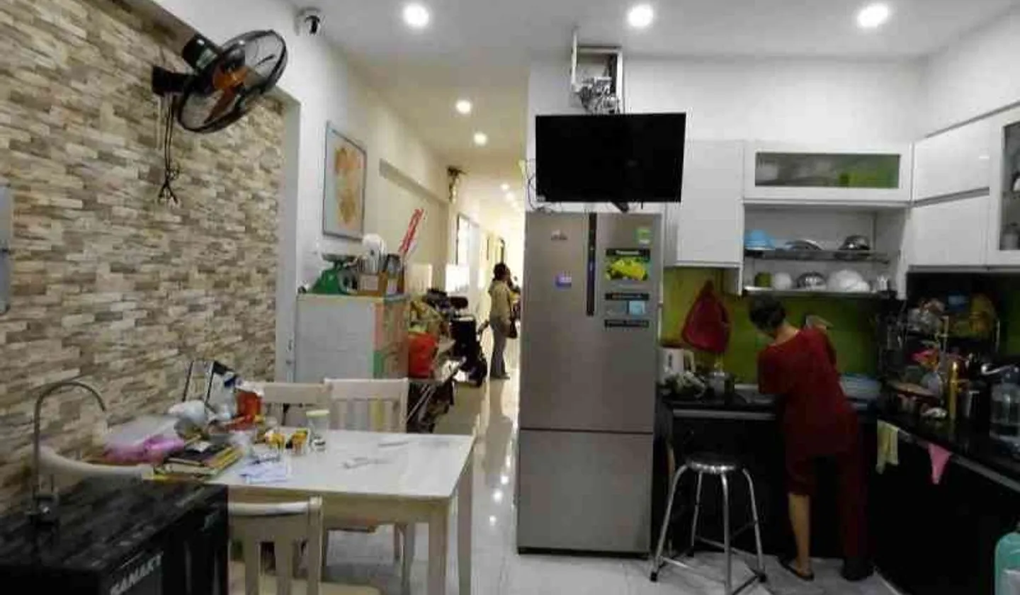 Nhà mặt phố 2 tầng rộng 84m2 tại Tân Bình giá 11 tỷ... Bán nhà mặt phố tại Bảy Hiền, Hồ Chí Minh 01