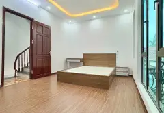 Nhà 5 tầng mới đẹp, 4 phòng ngủ, sẵn nội thất. Ngõ thoáng gần ô tô.... Bán nhà riêng tại Hoài Đức, Hà Nội 02