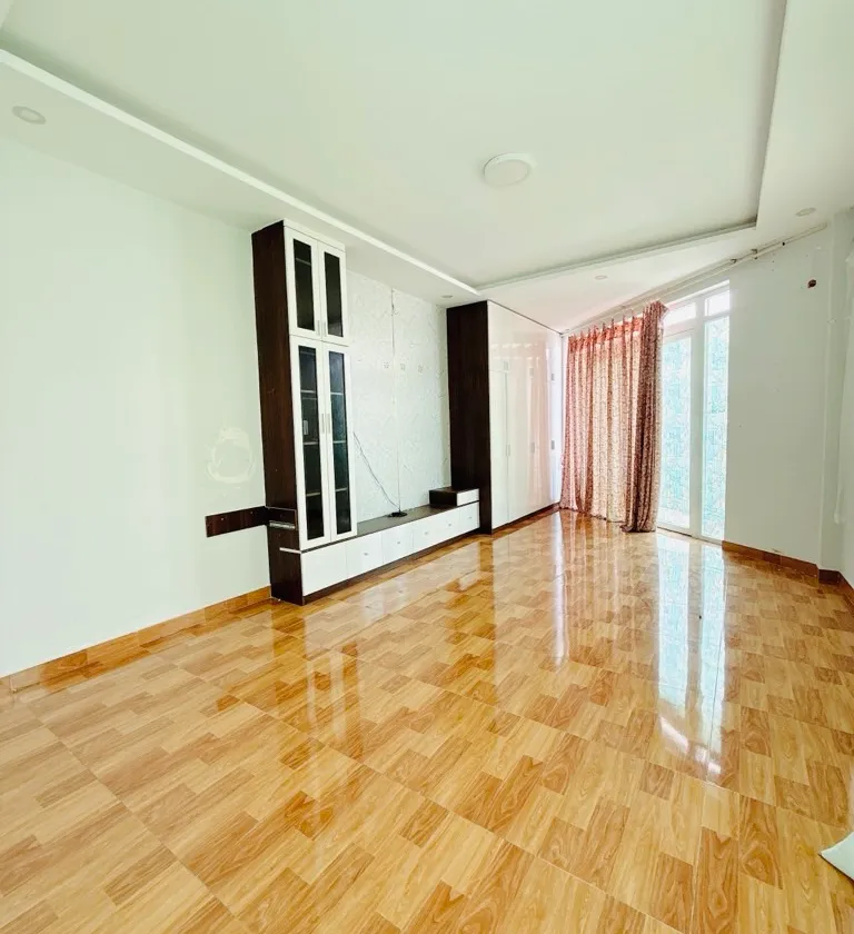 Bán nhà mặt phố 60m2, 5 tầng, mặt tiền kinh doanh rộng tại quận trung tâm... Bán nhà mặt phố tại Phú Thọ Hòa, Hồ Chí Minh 01