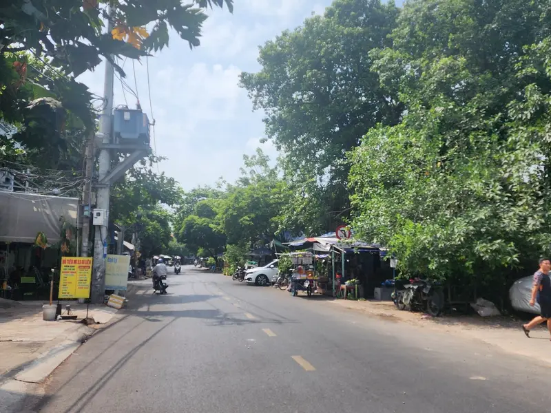 Nhà đẹp hẻm xe hơi Lạc Long Quân giá sốc... Bán nhà riêng tại Bình Thới, Hồ Chí Minh 01