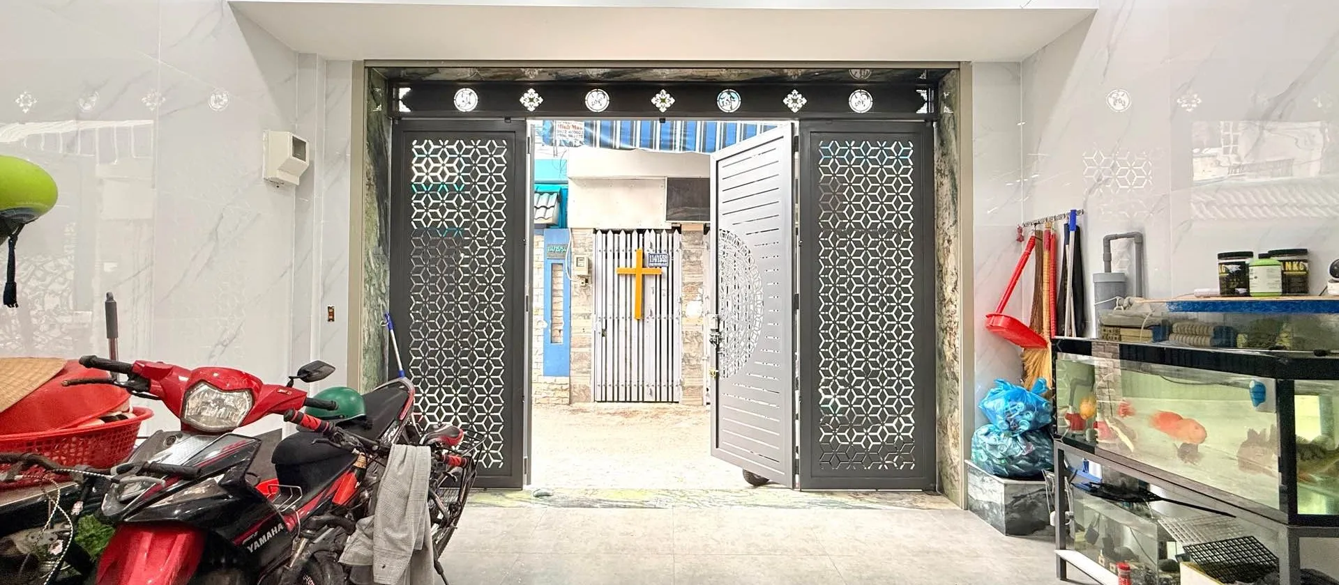 Nhà 4 Tầng Mặt Tiền rộng 5m - Giá Sốc Giảm 1.3 Tỷ... Bán nhà riêng tại Thông Tây Hội, Hồ Chí Minh 01