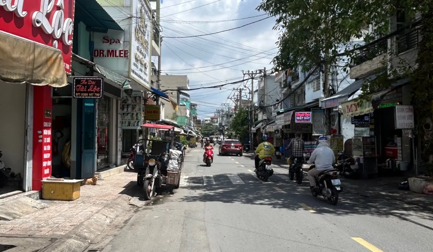 Nhà mặt tiền đường Miếu Bình Đông Bình Tân giảm giá sốc còn 9 tỷ - Cơ hội hiếm có để sở hữu ngay... Bán nhà mặt phố tại Bình Hưng Hòa, Hồ Chí Minh 01