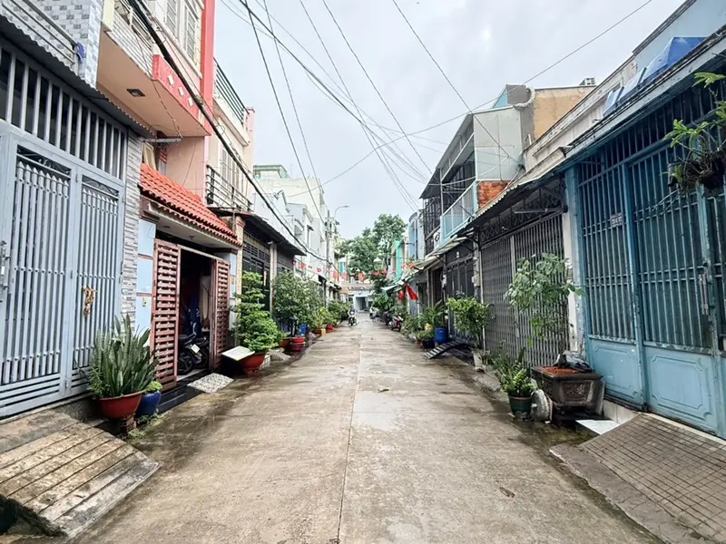 NHÀ ĐƯỜNG SỐ 8 GẦN AEON TÂN PHÚ, HẺM 7m2 XE HƠI VÔ NHÀ... Bán nhà riêng tại Bình Hưng Hòa, Hồ Chí Minh 01