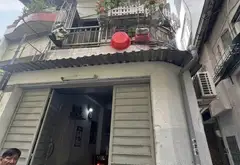 Nhà lô góc 2 mặt hẻm, 56m2, 8pn, đang cho thuê, dòng tiền sẵn có. Pháp lý chuẩn, hoàn công đủ... Bán nhà riêng tại Bình Hưng Hòa, Hồ Chí Minh 01