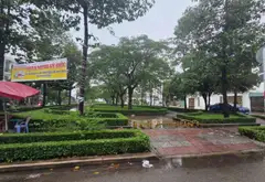 Bán nhà nghỉ 4 tầng có thang máy gần chợ đầu mối Hóc Môn... Bán nhà mặt phố tại Xuân Thới Sơn, Hồ Chí Minh 01