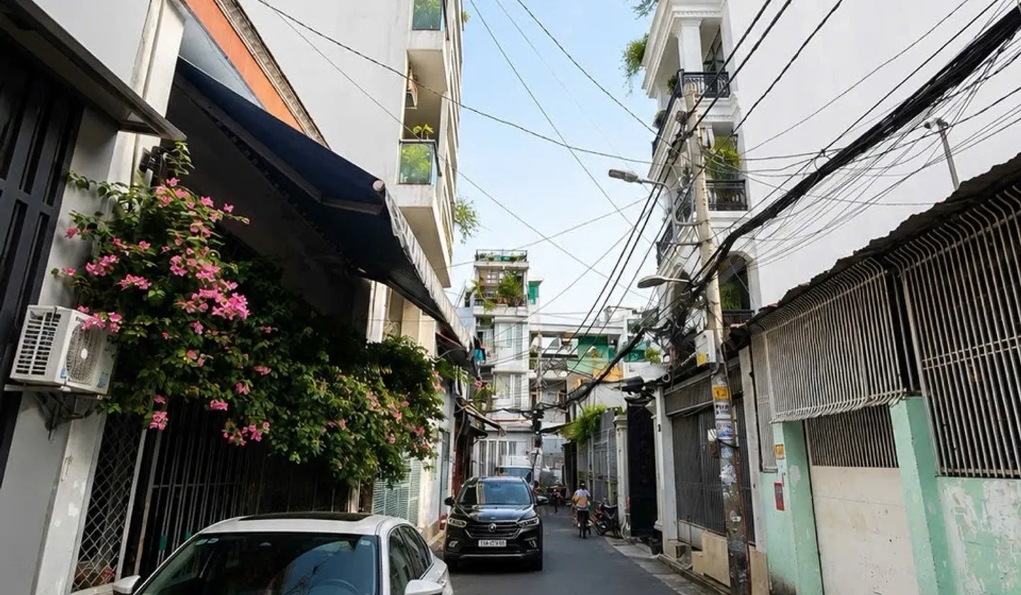 Nhà đẹp phố Bàu Cát, rộng rãi, xe tải ra vào thoải mái... Bán nhà riêng tại Bảy Hiền, Hồ Chí Minh 01