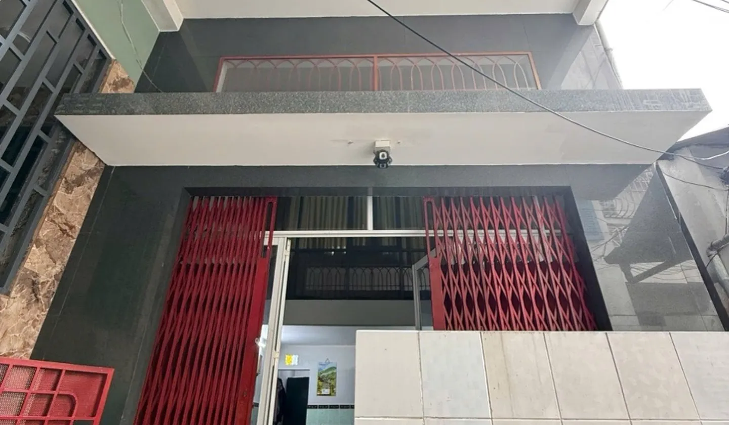 Nhà 4 tầng quận 10 - 3PN, hẻm thông, giá tốt... Bán nhà riêng tại Vườn Lài, Hồ Chí Minh 01