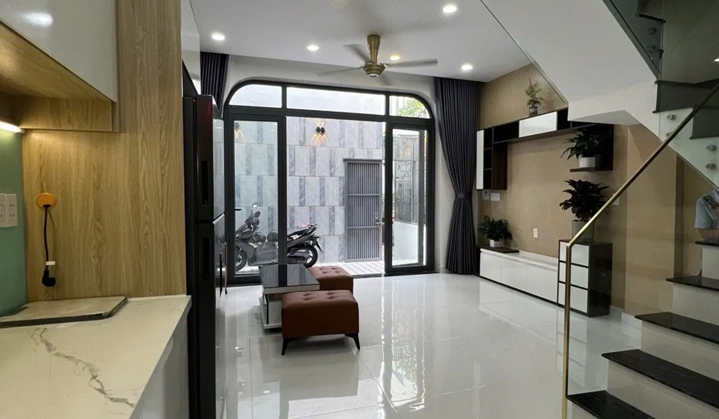 Bán nhà 2 tầng 3PN tại Phú Lâm, giá 4.66 tỷ, nội thất cao cấp... Bán nhà riêng tại Phú Lâm, Hồ Chí Minh 01