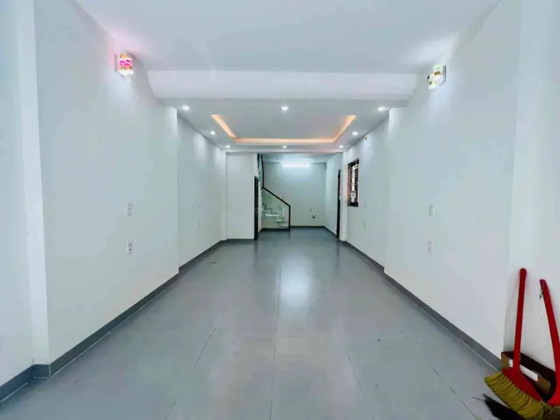 Siêu phẩm lô góc ô tô đỗ cửa khu vực sầm uất... Bán nhà riêng tại Lê Chân, Hải Phòng 01