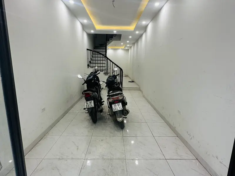 Bán nhà mặt phố Phường Xuân Phương Hà Nội 41m² 5 tầng giá 11,5 tỷ... Bán nhà mặt phố tại Xuân Phương, Hà Nội 01