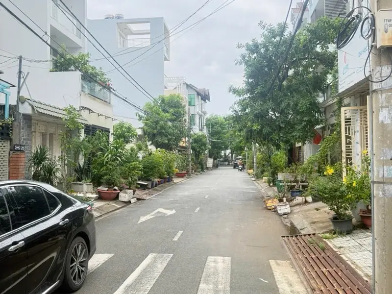 Bán căn góc 4 tầng phường Phú Thuận Quận 7 Hồ Chí Minh mặt tiền rộng 4m... Bán nhà riêng tại Phú Thuận, Hồ Chí Minh 01
