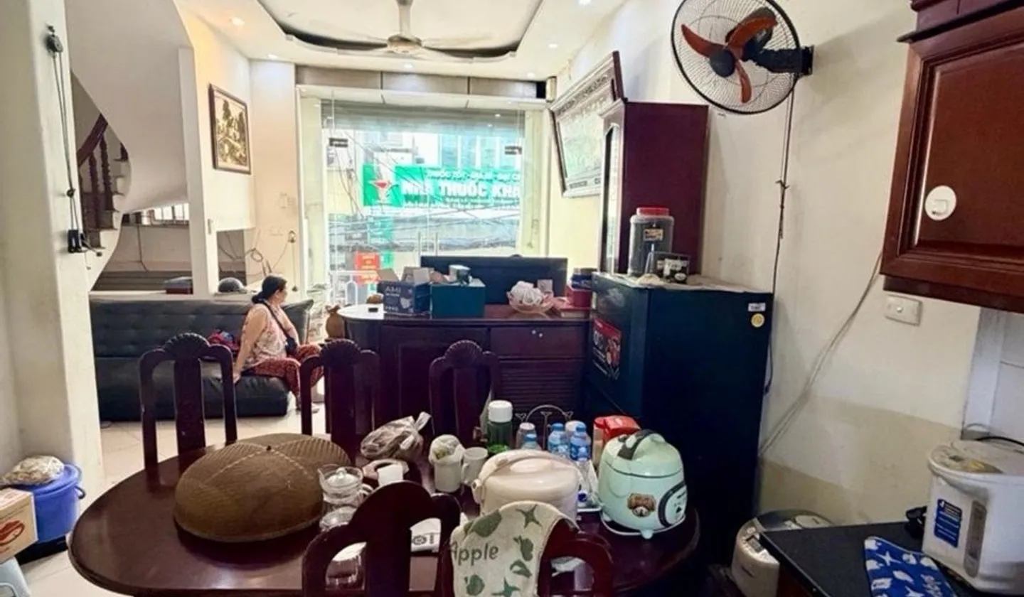 Nhà mặt phố Đê La Thành siêu đỉnh cho dân kinh doanh... Bán nhà mặt phố tại Đống Đa, Hà Nội 01