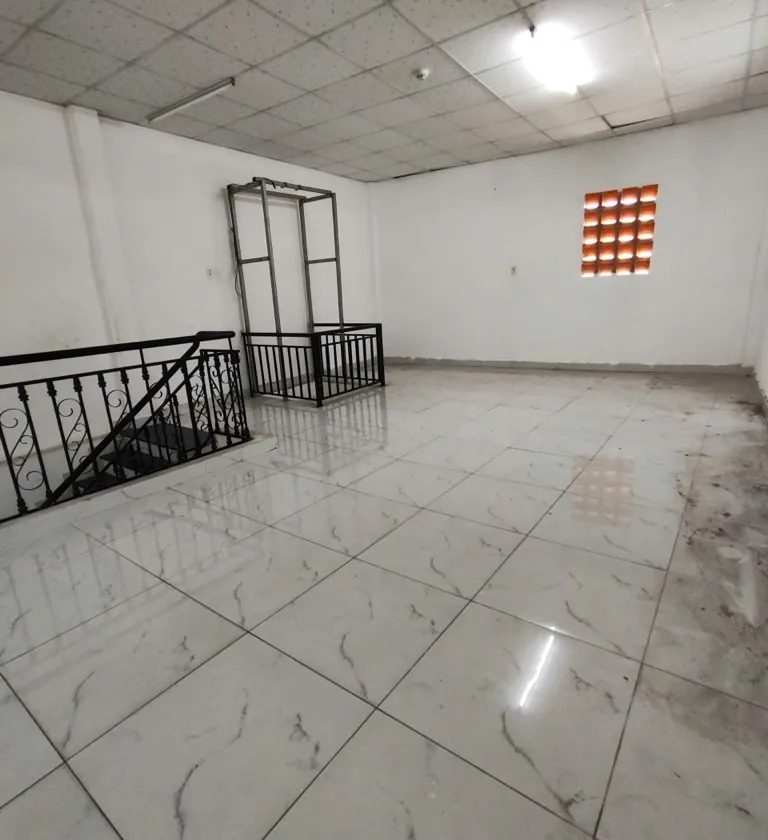 Nhà 2 tầng 120m2 hướng Tây Nam tại Phường Phú Trung, Tân Phú, giá 11.8 tỷ... Bán owner_side tại Tân Phú, Hồ Chí Minh 01