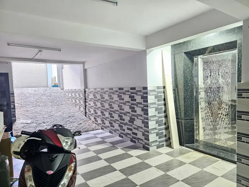 Bán nhà mặt phố rộng 204m², 6 tầng, mặt tiền 16m tại quận 5, giá 66 tỷ... Bán nhà mặt phố tại Chợ Lớn, Hồ Chí Minh 01