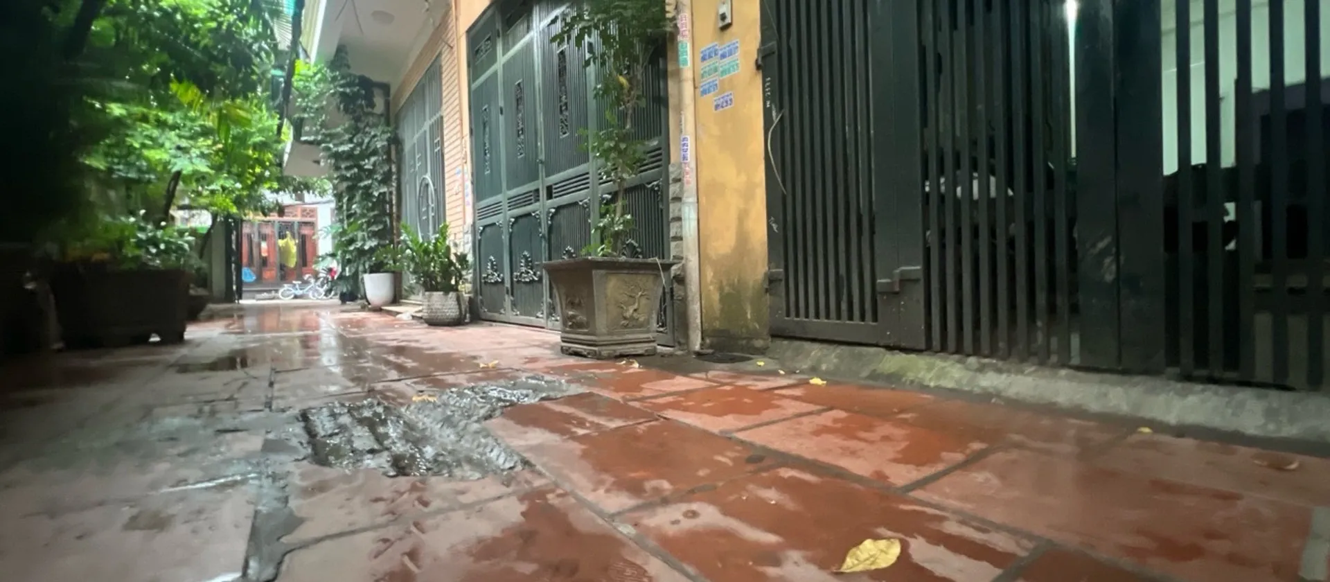 Bán nhà ngay ngã tư Văn Cao- Thuỵ Khuê-gần Hồ Tây -63m giá 15,5 tỷ... Bán nhà riêng tại Ba Đình, Hà Nội 01