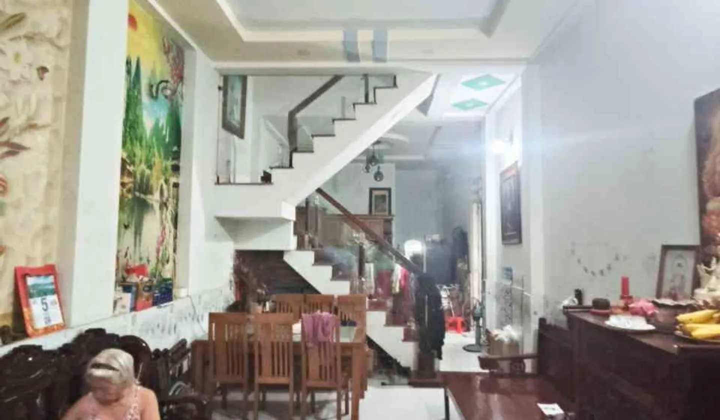HXH 7 CHỖ CÓ CHỪA ĐẤT LÀM NHÀ BẾP HOẶC SÂN - VIEW VƯỜN RAU THOÁNG MÁT.... Bán nhà riêng tại Tân Thới Hiệp, Hồ Chí Minh 01