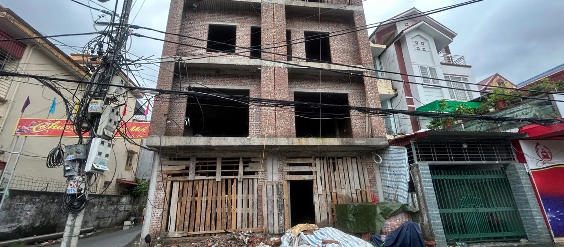 Nhà mặt phố Lưu Úc mới xây 5 tầng có thang máy phù hợp kinh doanh sầm uất... Bán nhà mặt phố tại Phù Liễn, Hải Phòng 01