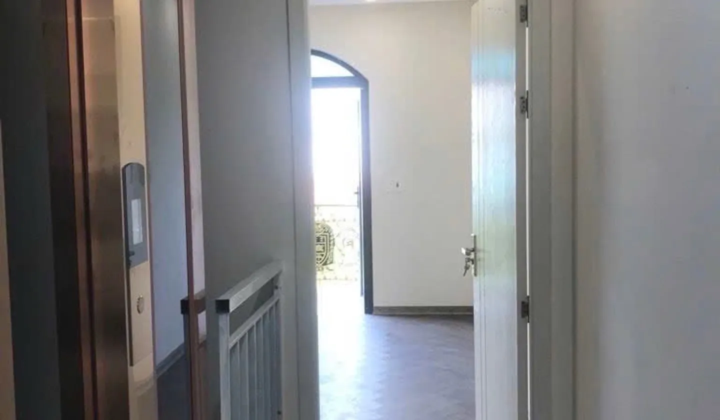 Nhà phân lô hiện đại, ô tô đỗ cửa tại Long Biên 4 tầng 6 ngủ 69m ở kinh doanh giá siêu rẻ... Bán nhà riêng tại Việt Hưng, Hà Nội 01