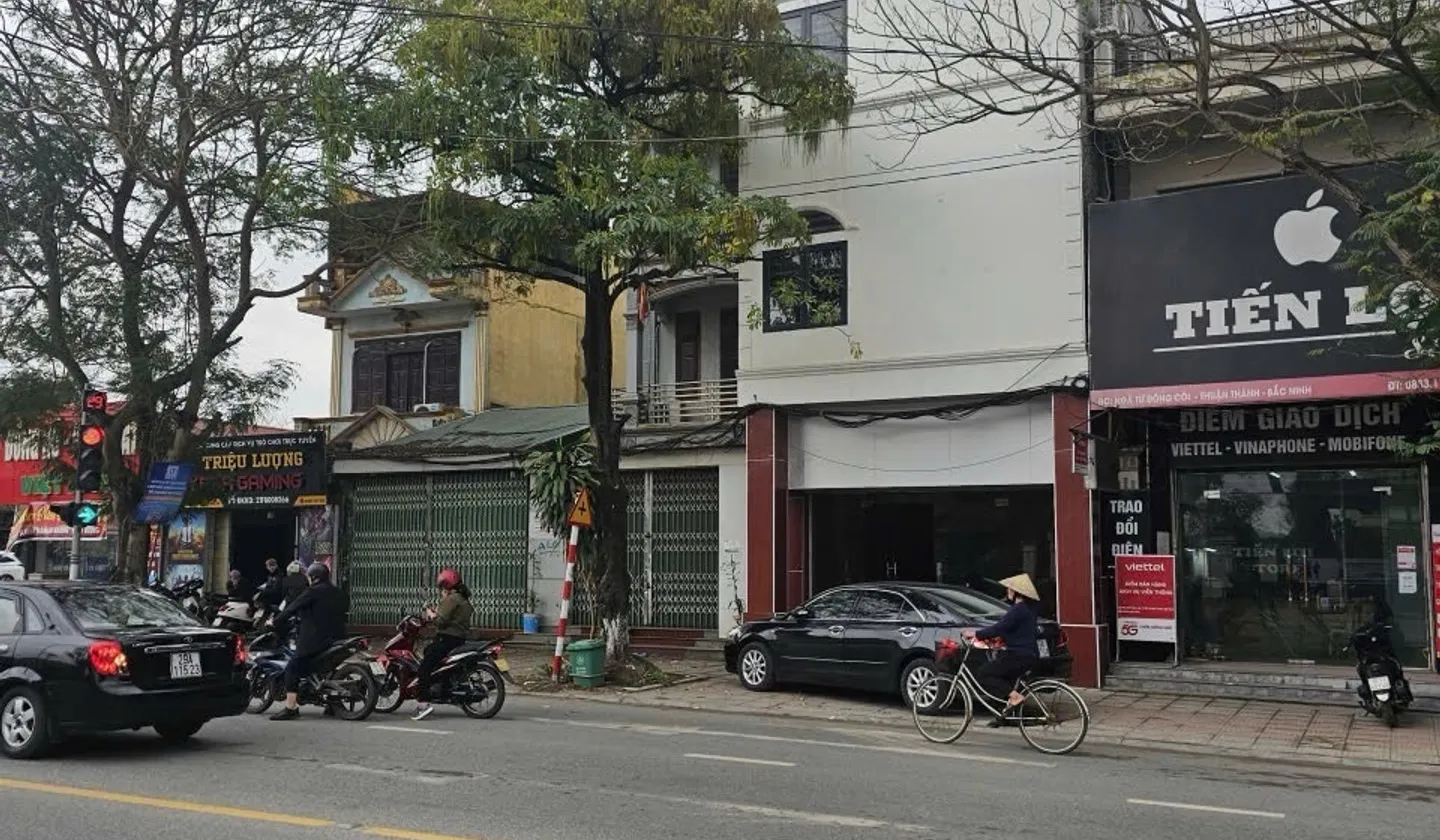 Nhà phố ba tầng đẳng cấp tại trung tâm Đông Côi, vị trí vàng kinh doanh sầm uất... Bán nhà riêng tại Thuận Thành, Bắc Ninh 01