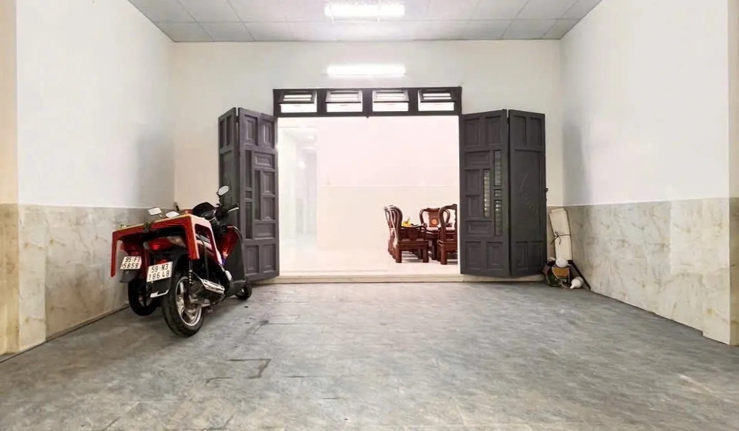 Bán nhà cấp 4- diện tích khủng. Hẽm 2640 huỳnh Tấn Phát - nhà bè
💯 DIỆN TÍCH : 6m X 22m... Bán nhà riêng tại Nhà Bè, Hồ Chí Minh 01