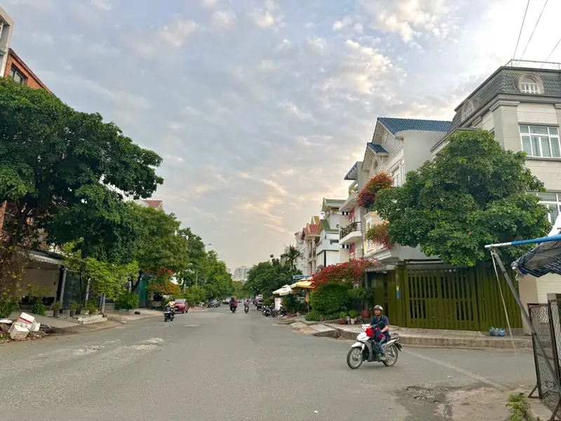 SIÊU PHẨM 3 TẦNG – KHU PHÂN LÔ ĐƯỜNG SỐ 25 – SAU GIGAMALL... Bán nhà riêng tại Hiệp Bình, Hồ Chí Minh 01