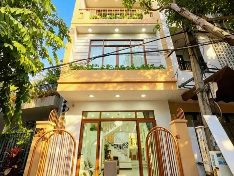 Cơ Hội Hiếm Có Nhà Mặt Phố Trưng Nữ Vương 4 Tầng Sang Trọng... Bán nhà mặt phố tại Hải Châu, Đà Nẵng 01