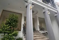 Khách sạn sang trọng trung tâm Ba Đình với thang máy và nội thất đẳng cấp... Bán nhà mặt phố tại Ô Chợ Dừa, Hà Nội 02