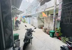🌳 HÀNG THƠM HƯƠNG LỘ – NHÀ ĐẸP 2 TẦNG – HẺM XE HƠI 😍
🏡 DT 42m² (4,3 x 9,7m)
✨ Nhà 2 tầng đẹp, 2P... Bán nhà riêng tại Bình Trị Đông, Hồ Chí Minh 01
