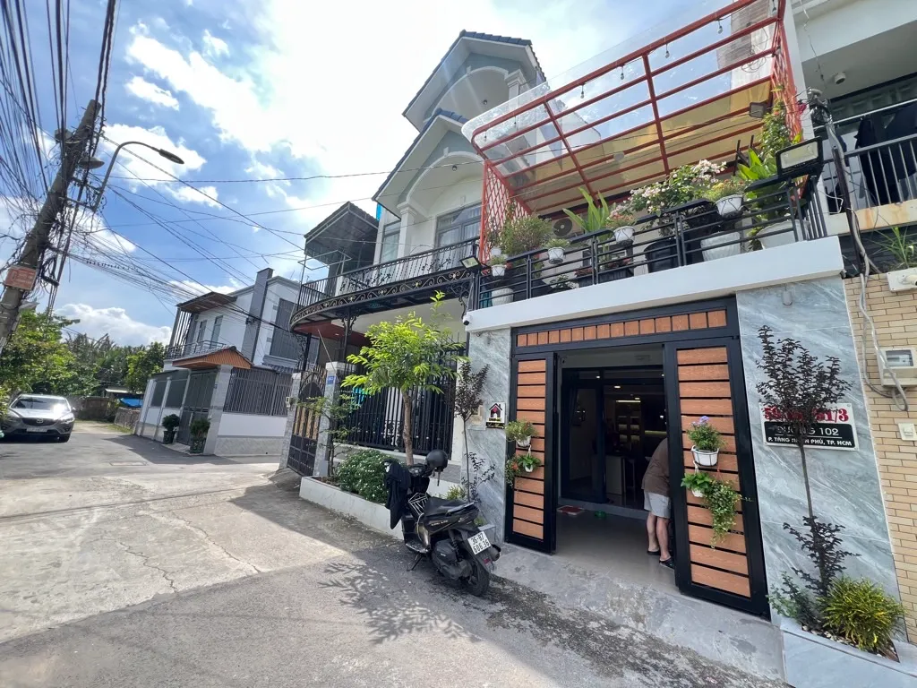 Nhà 2 tầng lung linh, đường ô tô, quận 9 giá cực tốt... Bán nhà riêng tại Tăng Nhơn Phú, Hồ Chí Minh 01