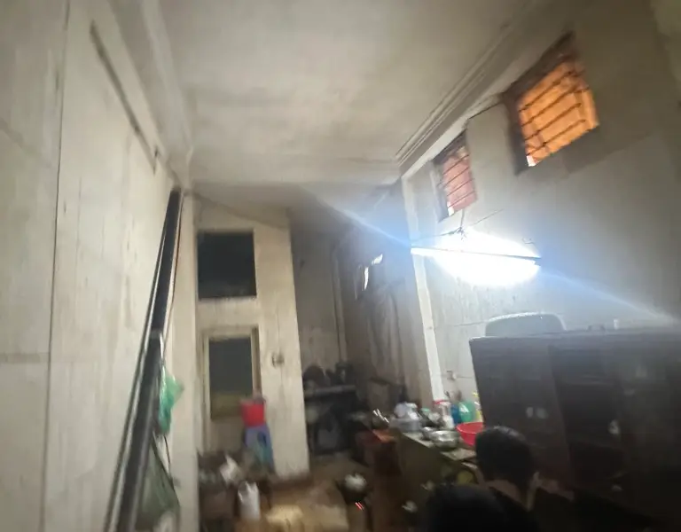Nhà 3 tầng bán tại phường Nguyễn Văn Cừ phù hợp kinh doanh, ô tô vào nhà... Bán owner_side tại Bồ Đề, Hà Nội 01