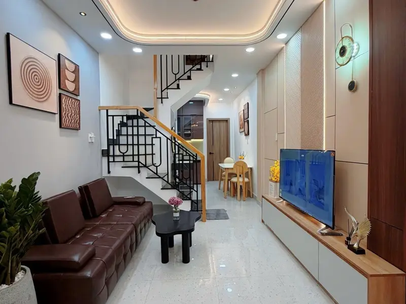 Nhà mới đẹp, full nội thất, Cô Giang, giá hợp lý... Bán nhà riêng tại Cầu Kiệu, Hồ Chí Minh 01