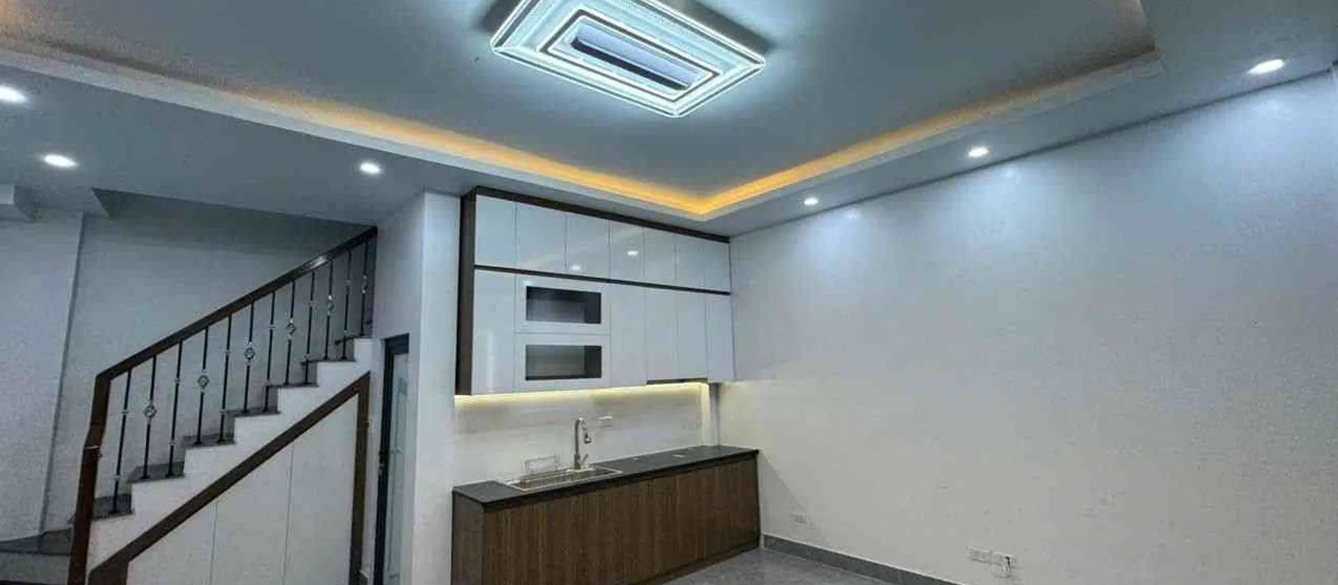 Bán nhà 5 tầng mặt ngõ kinh doanh Hồ Tùng Mậu, Cầu Giấy, diện tích 34m²... Bán nhà riêng tại Cầu Giấy, Hà Nội 01