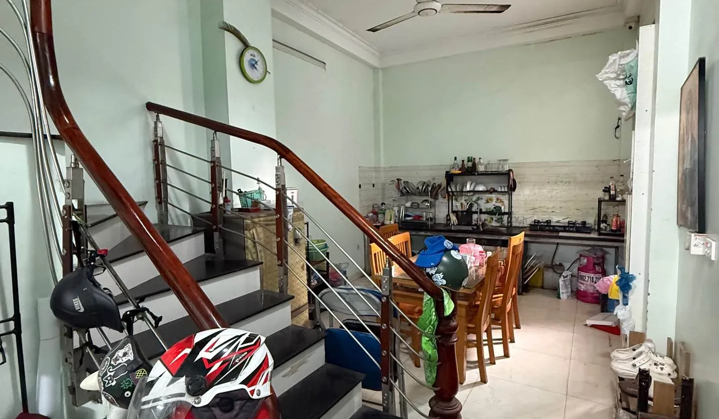 Nhà kiên cố ngõ nông Kiều Mai, 4 phòng ngủ, giá tốt... Bán nhà riêng tại Phú Diễn, Hà Nội 01
