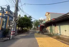 Nhà đất tại đông thọ - yên phong - bắc ninh
Mt 5,8m
Dt 120m
Giá 9t... Bán nhà riêng tại Văn Môn, Bắc Ninh 05