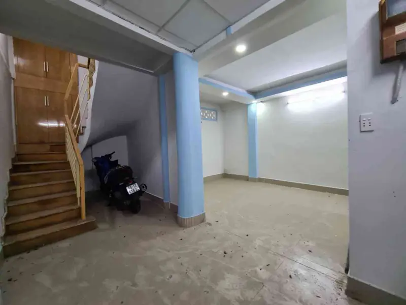 Bán nhà 3 tầng rộng 37m2 tại phường Bến Thành, Quận 1, giá 7.3 tỷ... Bán nhà riêng tại Bến Thành, Hồ Chí Minh 01