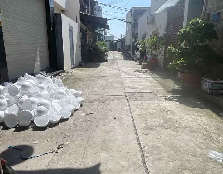 Cơ hội hiếm có: Nhà 2 tầng diện tích 96m² tại đường Liên khu 5-6 giá chỉ 5 tỷ... Bán nhà riêng tại Bình Hưng Hòa, Hồ Chí Minh 01