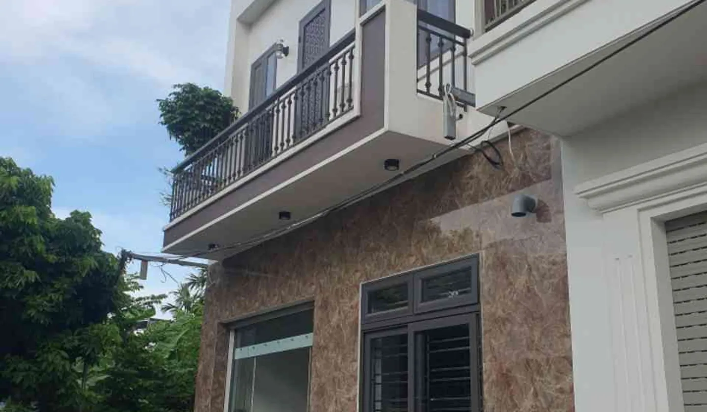 Nhà 3 tầng độc lập tại phường An Hải, Hải Phòng với thiết kế chắc chắn và nội thất đầy đủ... Bán nhà riêng tại An Hải, Hải Phòng 01