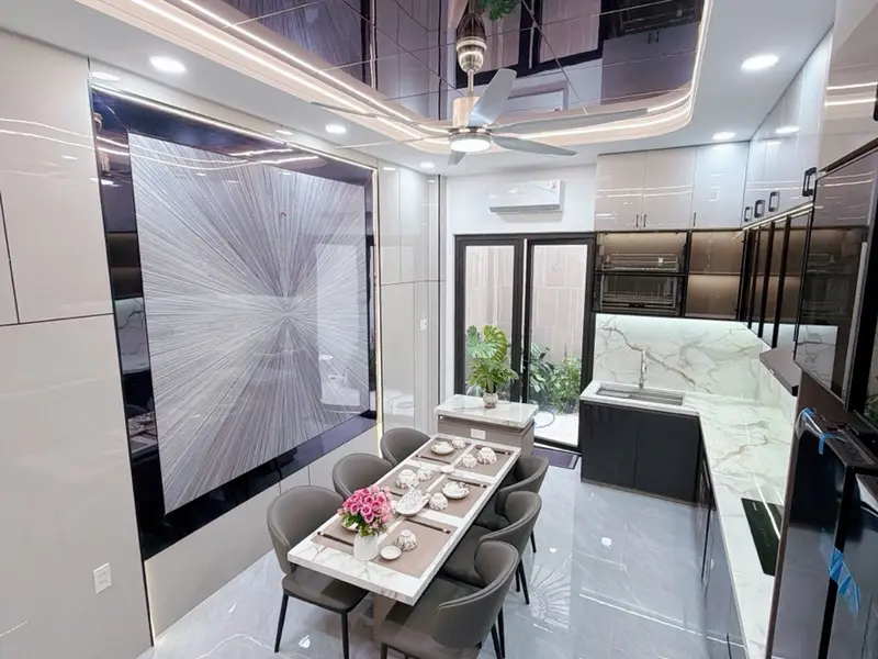 Nhà đẹp 60m2 thiết kế hiện đại, nở hậu tại Ngô Tất Tố, BT. Cách TTHC mới 1 cây cầu. Vị trí vàng... Bán nhà riêng tại Thạnh Mỹ Tây, Hồ Chí Minh 01