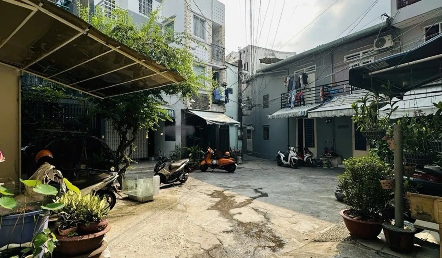 Nhà 4 tầng gần chợ Hòa Hưng, Quận 10, phong thủy tốt, pháp lý đầy đủ... Bán nhà riêng tại Hòa Hưng, Hồ Chí Minh 01