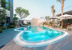 VILLA NGHỈ DƯỠNG GIỮA LÒNG SÀI GÒN - hơn 700m2 - HỒ BƠI & SÂN VƯỜN - TRUNG TÂM THỦ ĐỨC... Bán nhà mặt phố tại Thủ Đức, Hồ Chí Minh 02