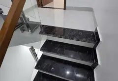 Nhà 4 tầng thiết kế tinh tế tại khu trung tâm Thư Trung Văn Cao, cơ hội vàng để sở hữu... Bán nhà riêng tại Hải An, Hải Phòng 01