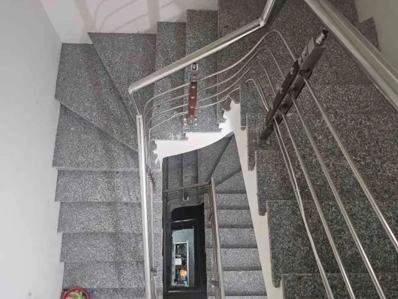 Bán nhà riêng 5 tầng tại Pháo Đài Láng, diện tích 47.6m², vị trí trung tâm... Bán nhà riêng tại Láng, Hà Nội 01